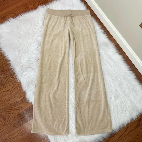 Vintage Y2K Glam Tracksuit Set ☕️ - Picture 2 of 7